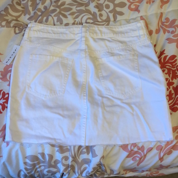 NWT PACSUN white skirt - Picture 2 of 6